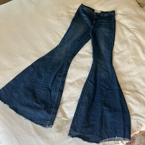 NWOT Free People Just Float On Flare Jeans - 27